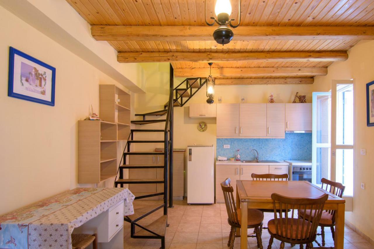 Lilas Traditional Maisonette إيلوندا المظهر الخارجي الصورة